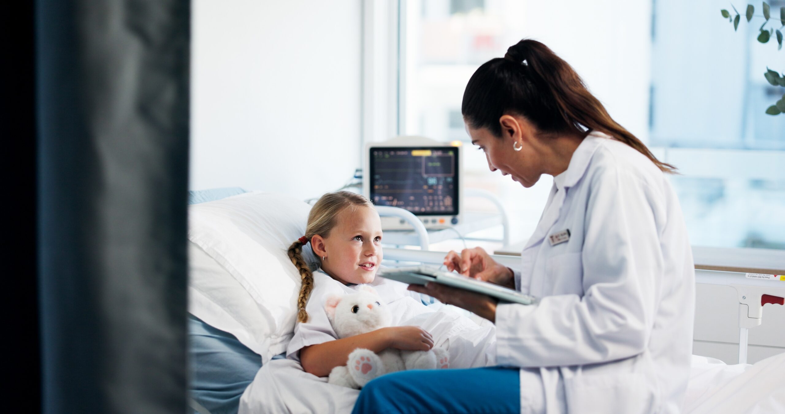 Alder Hay Children’s NHS Foundation Trust: Tecknuovo Digital Tool Simplifies Fluid Monitoring for Families and Clinicians